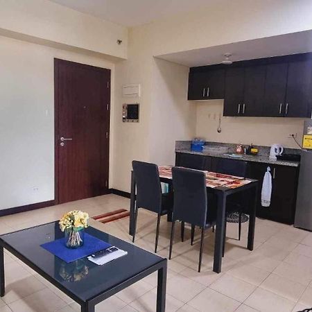 San Lorenzo Place Condo Makati City Dış mekan fotoğraf